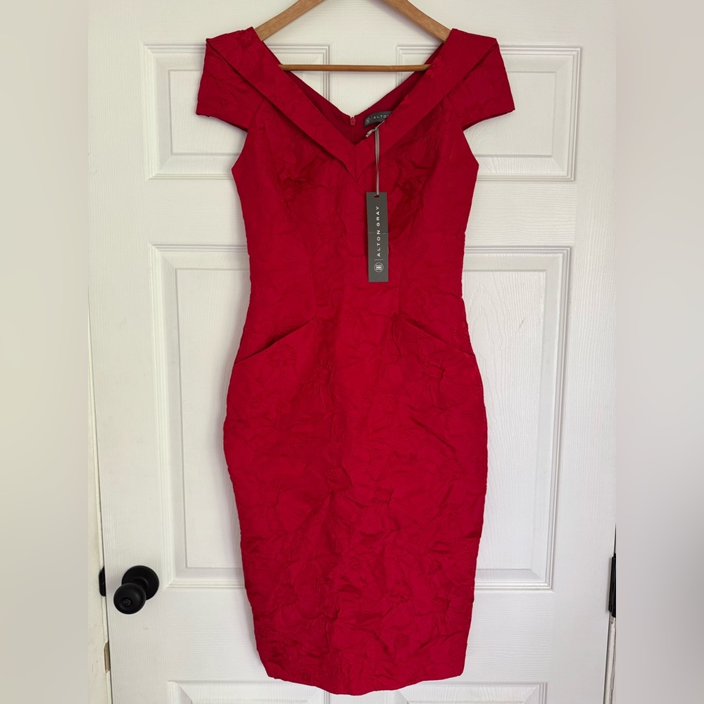 Alton Gray Red Floral Textured Knee-Length Dress – Size 2